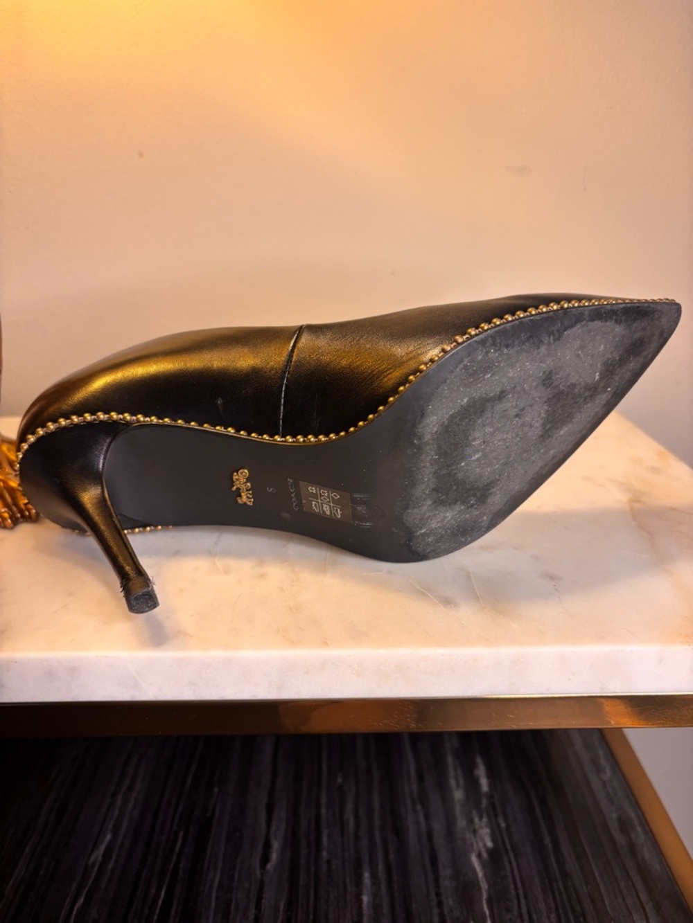 Coach Waverly black leather pump gold bead trim pointed toe size 8 - Picture 7 of 9